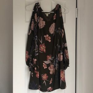 Francesca’s long sleeve dress